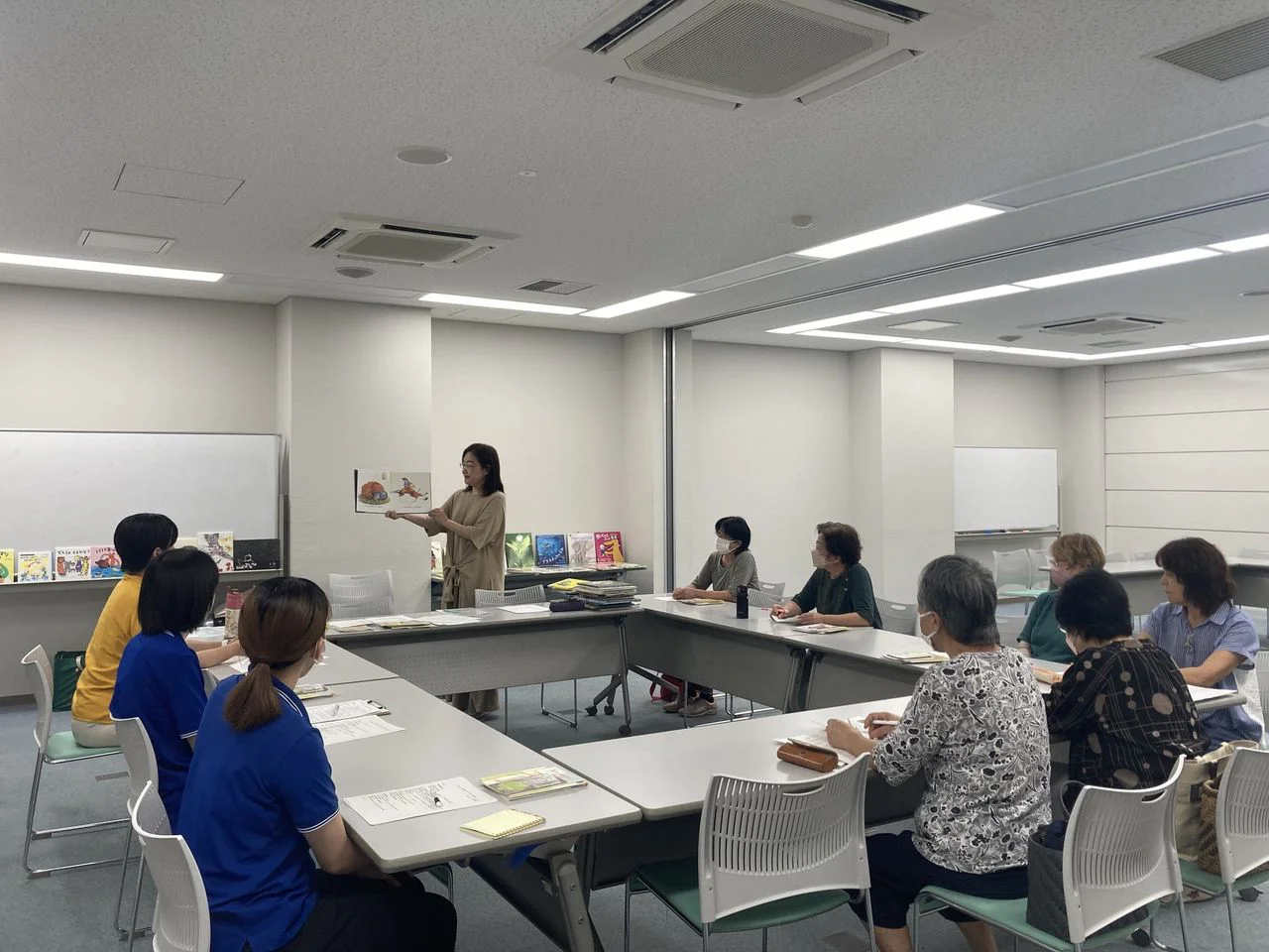 地図投影図法 基礎と演習 真塩信次 種田守 オーム社 レア・希少な図書館除籍本 図書館カレンダー2024年ができあがりました！ – 高知こどもの図書館
