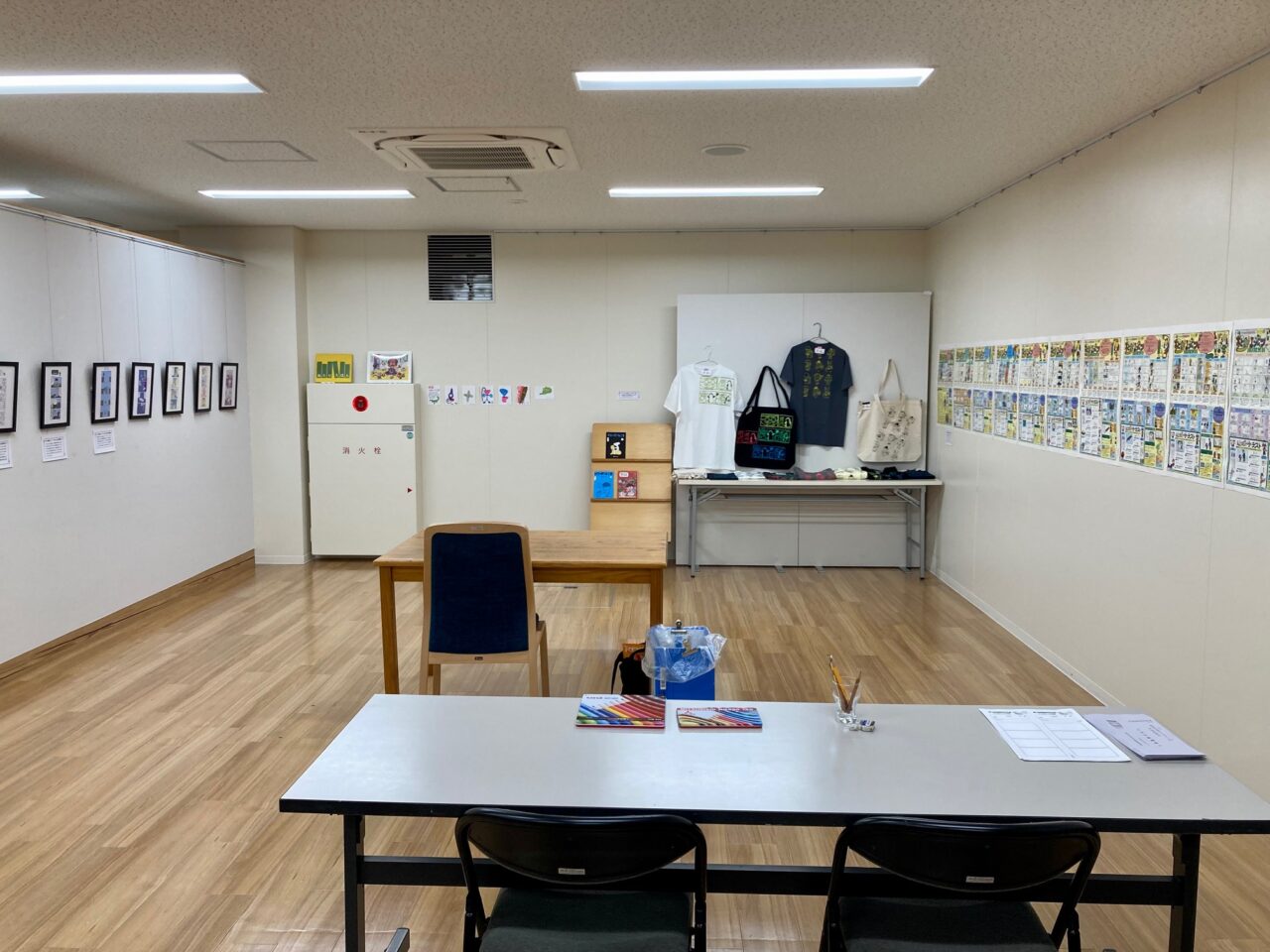 村岡マサヒロ展全景